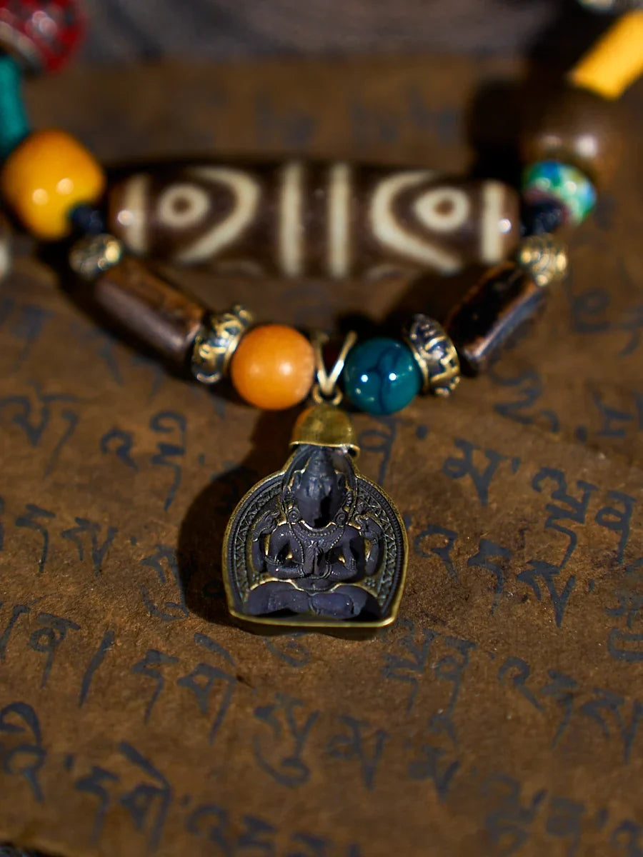 Flowing Fortune Water-Pattern Eight-Eyed Agate Dzi Necklace