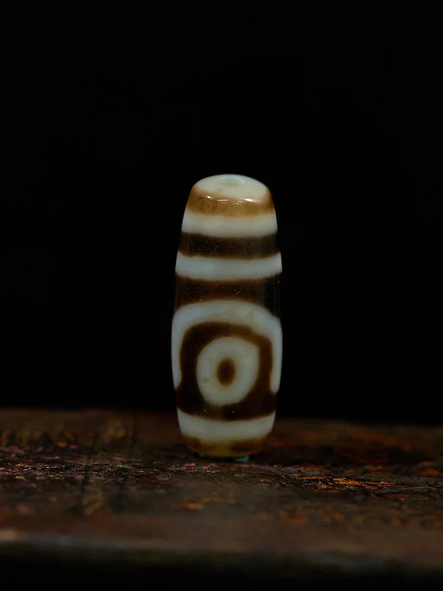 Luminous Focus Single-Eyed Dzi Necklace