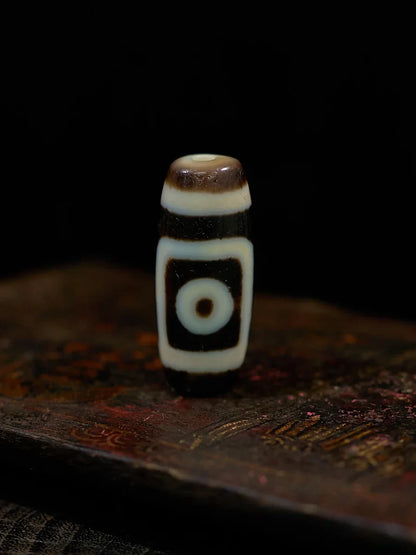 Luminous Focus Single-Eyed Dzi Necklace