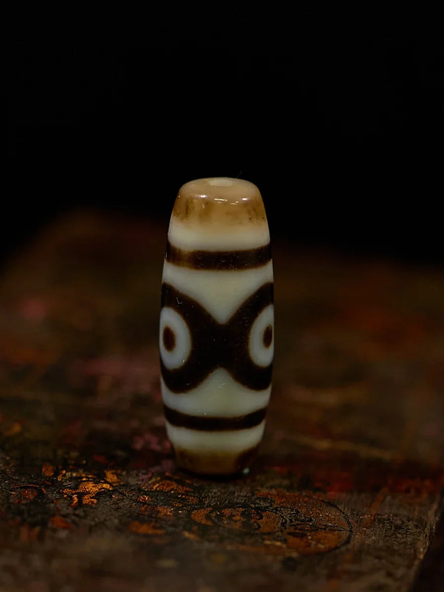 Luminous Focus Single-Eyed Dzi Necklace