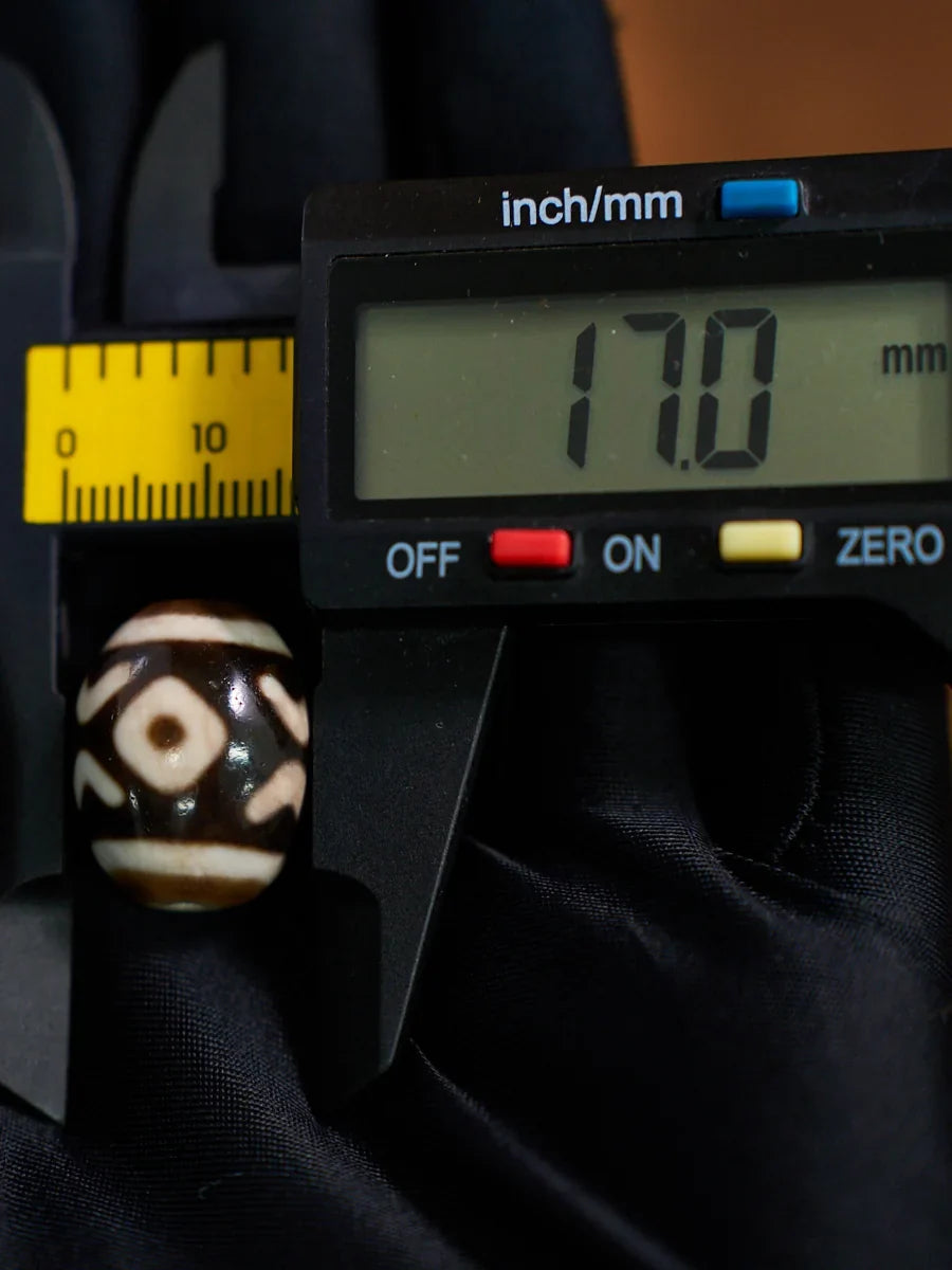 Serene Lotus Guardian Shale Darlo Agate Dzi Bead
